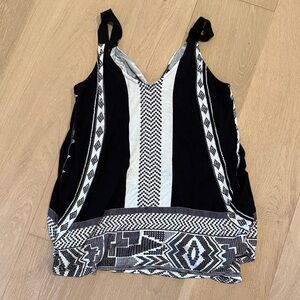 Anthropologie Akemi + Kin Chic Women's Black and White Patterned Tank size XS